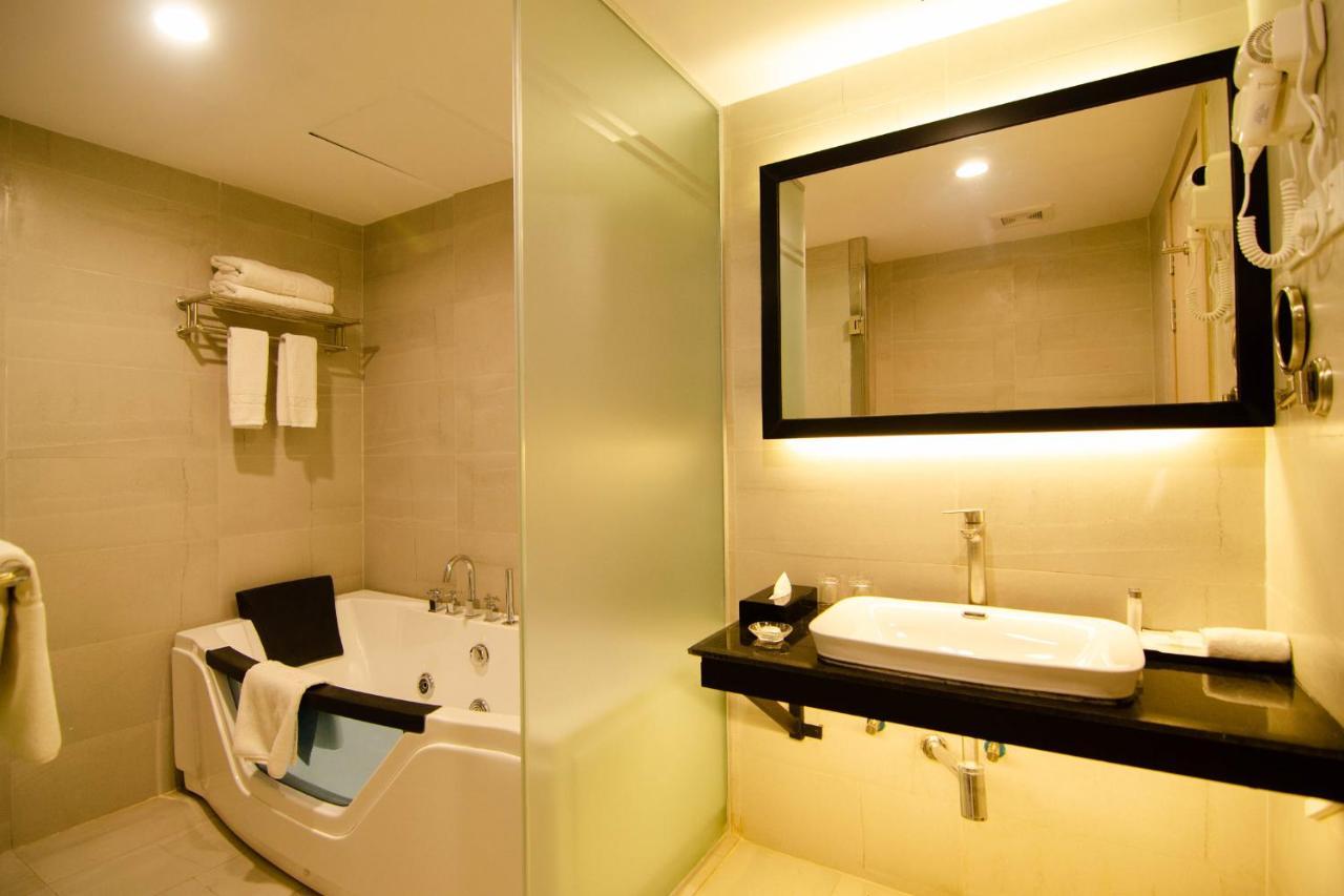 Best Western Sks Chattogram 치타공 외부 사진