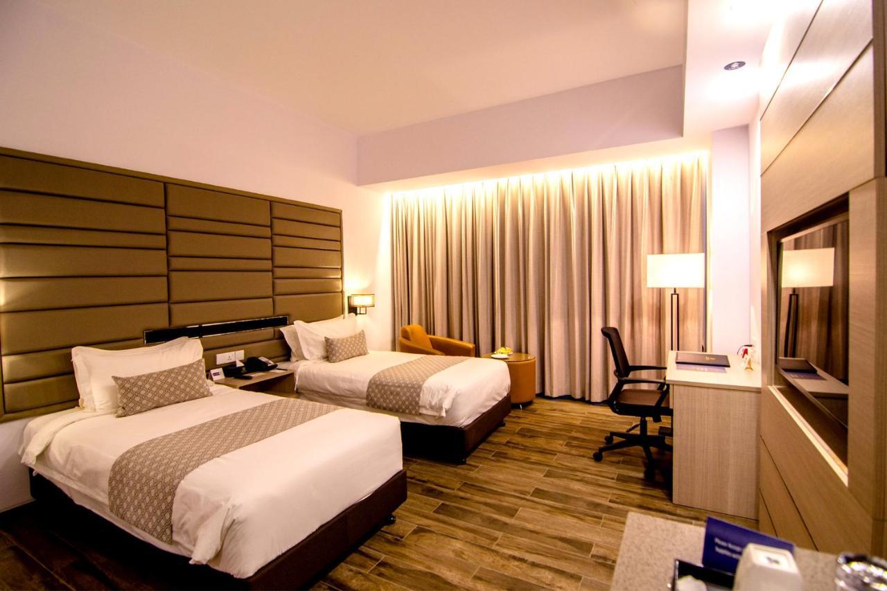 Best Western Sks Chattogram 치타공 외부 사진