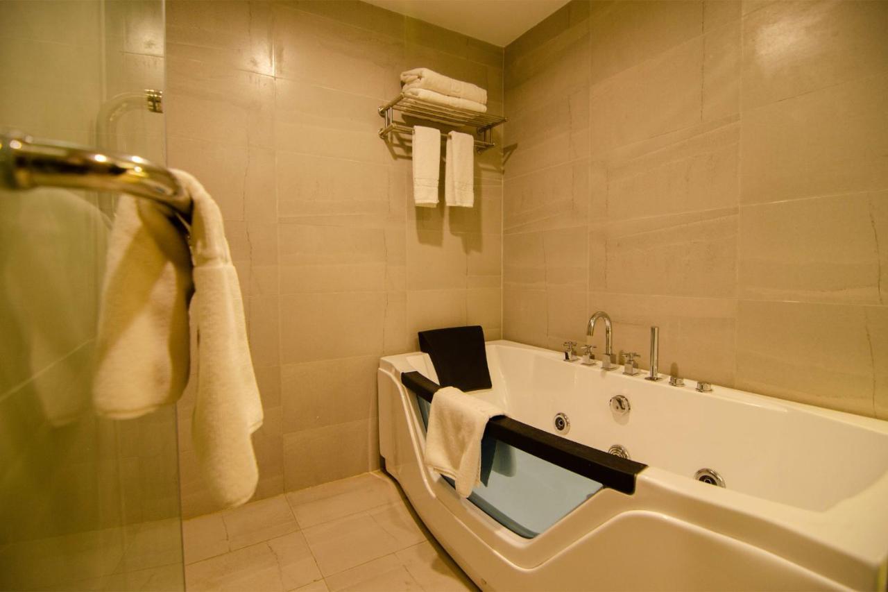 Best Western Sks Chattogram 치타공 외부 사진